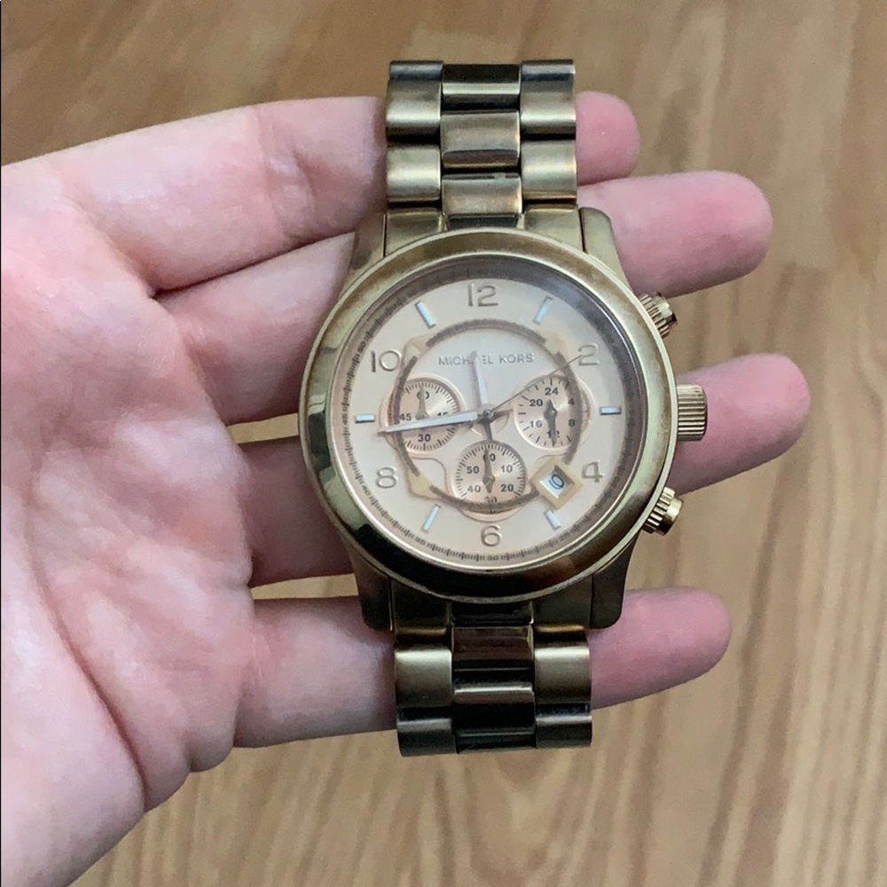 Michael Kors Runway MK-8096 Rose Gold Watch
